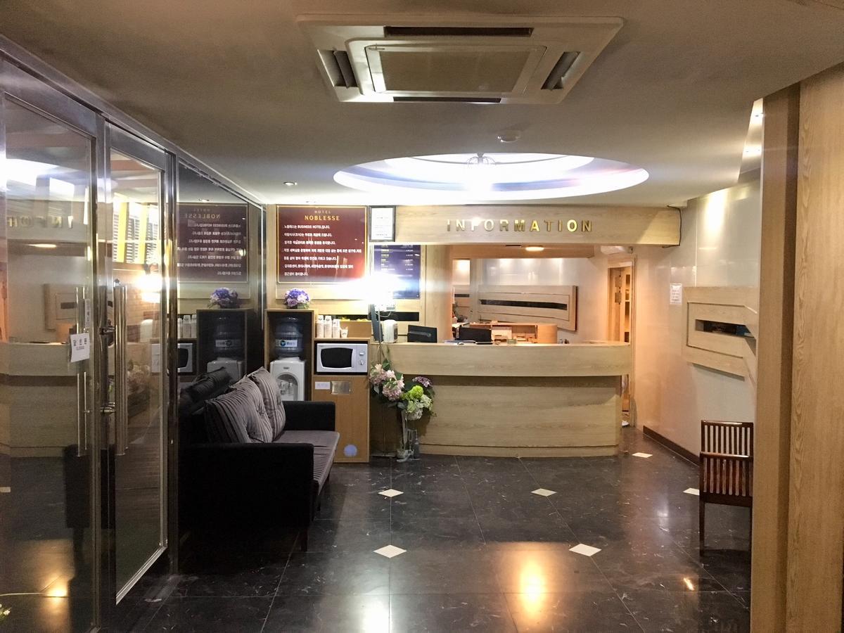 Nobless Hotel Gwangju Metropolitan City Exterior foto